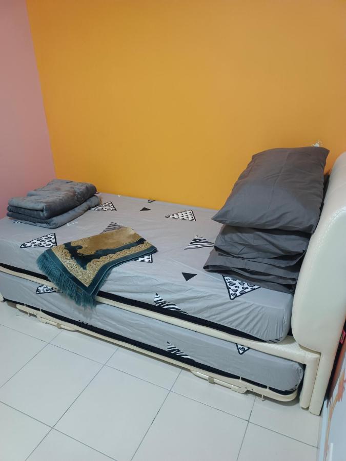 Nena Homestay Setia Alam, Air Conditioned, High Speed Internet Shah Alam Exteriér fotografie