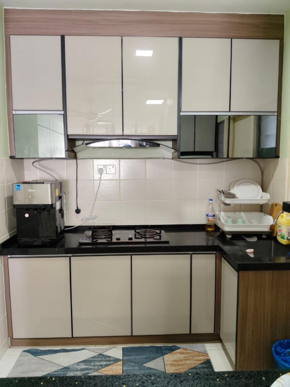 Nena Homestay Setia Alam, Air Conditioned, High Speed Internet Shah Alam Exteriér fotografie