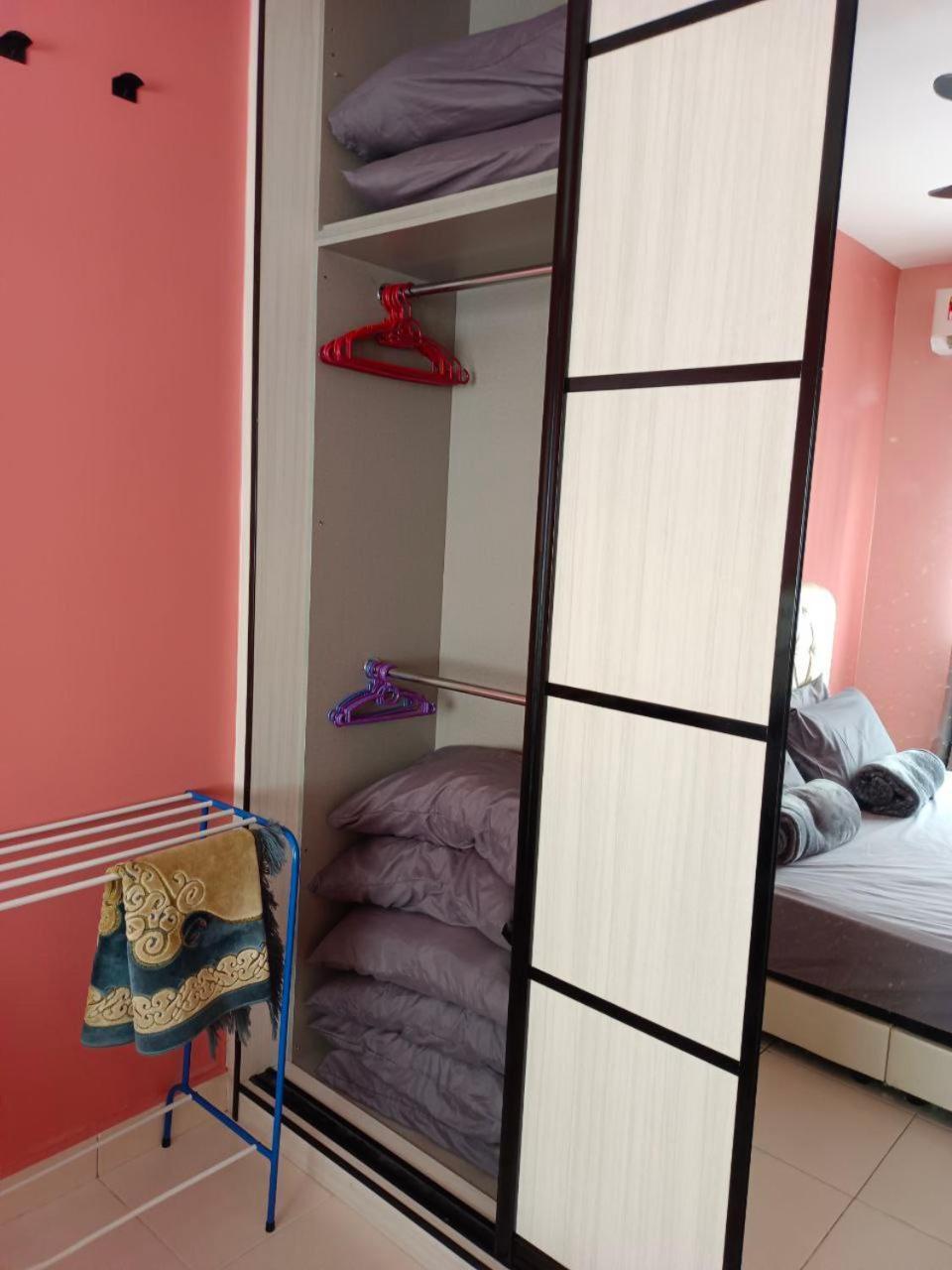Nena Homestay Setia Alam, Air Conditioned, High Speed Internet Shah Alam Exteriér fotografie